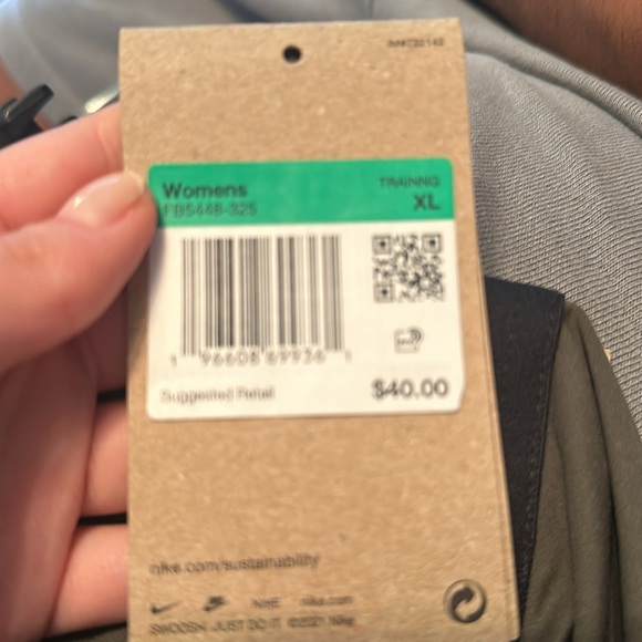 New!! Nike Pro Women’s bike shorts - Picture 7 of 7